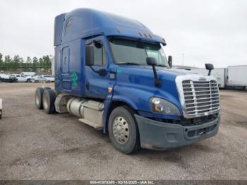  Salvage Freightliner Cascadia 125