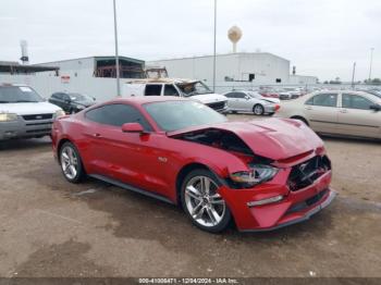  Salvage Ford Mustang