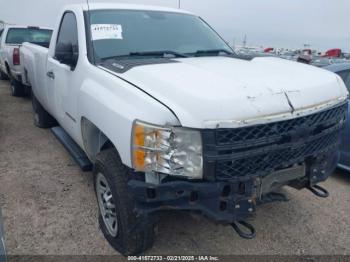  Salvage Chevrolet Silverado 2500