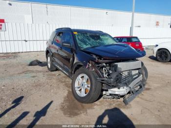  Salvage Ford Explorer