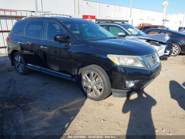  Salvage Nissan Pathfinder