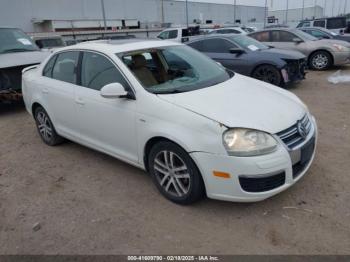  Salvage Volkswagen Jetta