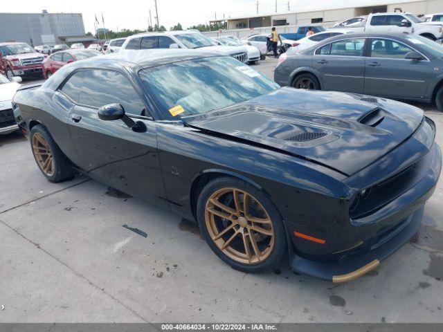  Salvage Dodge Challenger