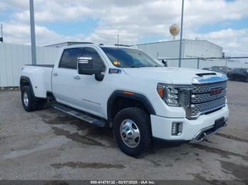  Salvage General Motors Sierra 3500HD