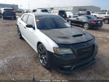  Salvage Chrysler 300c