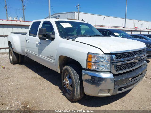  Salvage Chevrolet Silverado 3500