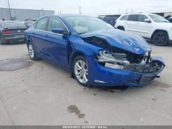  Salvage Chrysler 200