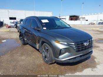  Salvage Hyundai TUCSON