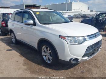  Salvage Mitsubishi Outlander