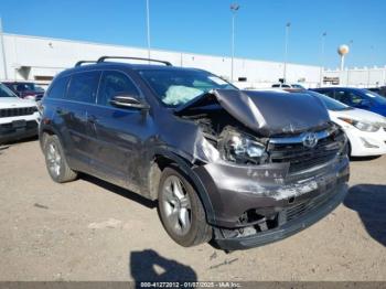  Salvage Toyota Highlander