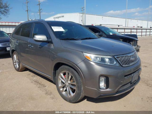  Salvage Kia Sorento