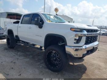  Salvage Chevrolet Silverado 2500
