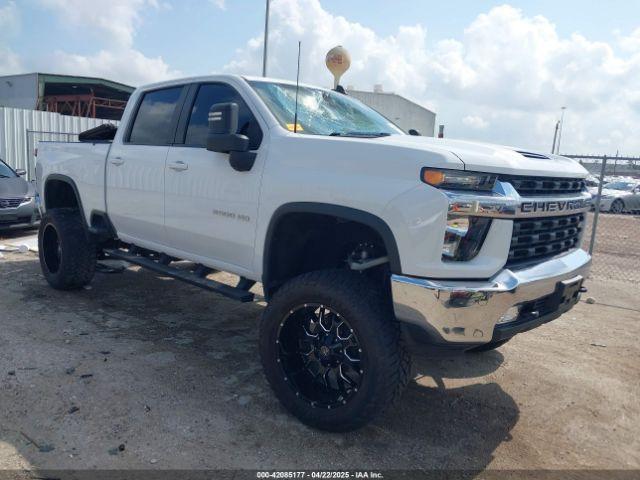  Salvage Chevrolet Silverado 2500