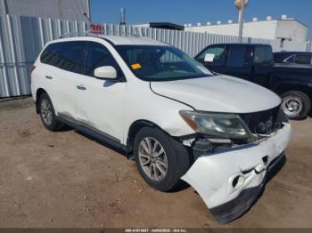  Salvage Nissan Pathfinder