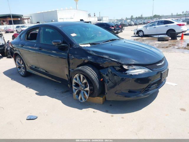  Salvage Chrysler 200