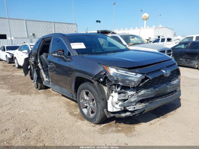  Salvage Toyota RAV4