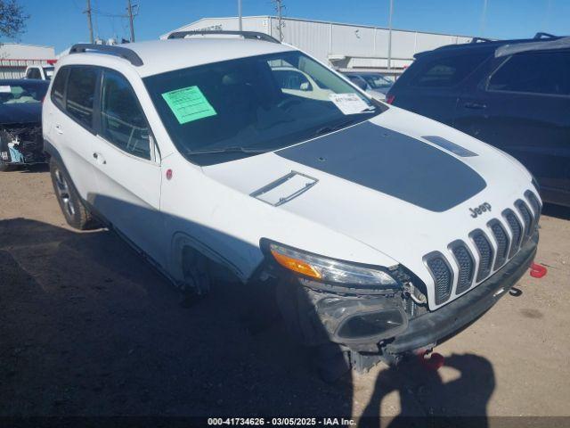 Salvage Jeep Cherokee