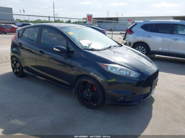  Salvage Ford Fiesta