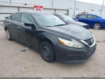  Salvage Nissan Altima