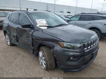  Salvage Jeep Compass