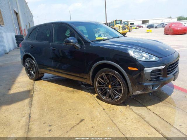  Salvage Porsche Cayenne