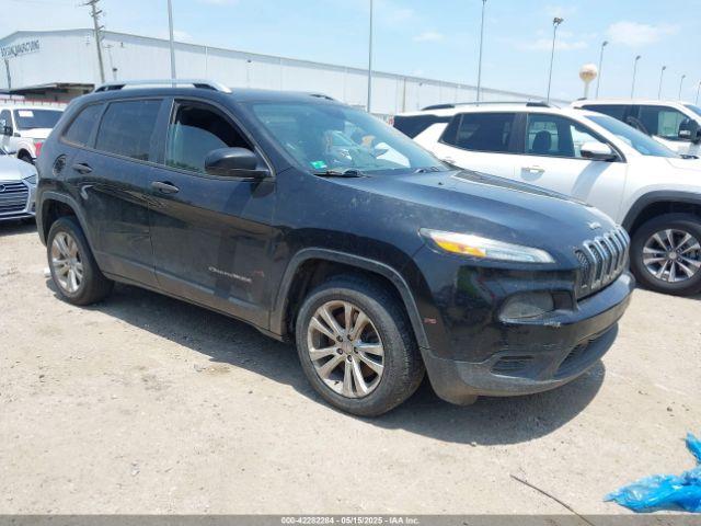  Salvage Jeep Cherokee