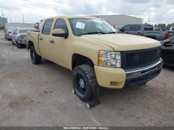  Salvage Chevrolet Silverado 1500