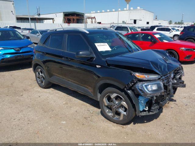  Salvage Hyundai VENUE