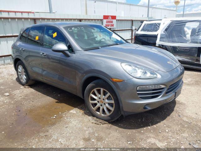  Salvage Porsche Cayenne