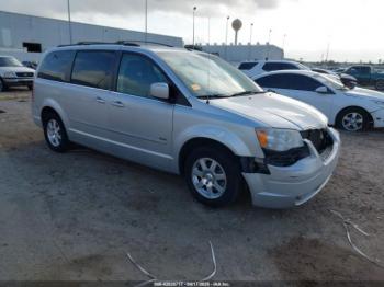 Salvage Chrysler Town & Country