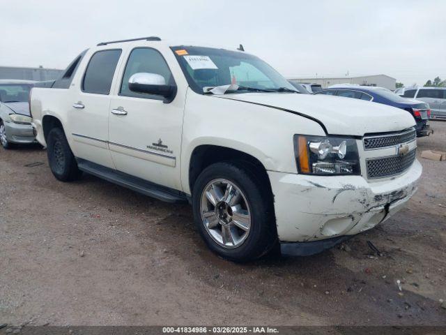  Salvage Chevrolet Avalanche 1500