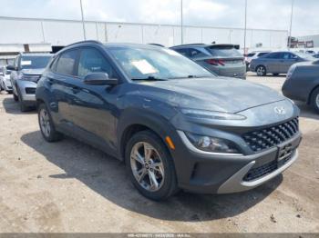  Salvage Hyundai KONA