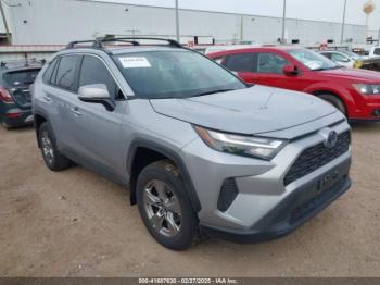  Salvage Toyota RAV4