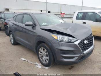  Salvage Hyundai TUCSON