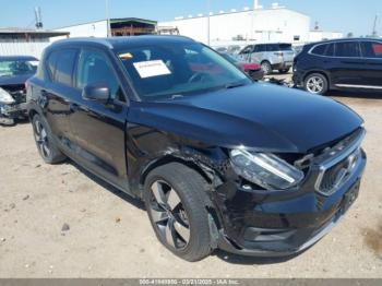  Salvage Volvo XC40