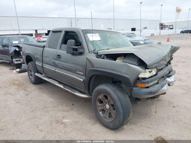  Salvage Chevrolet Silverado 1500