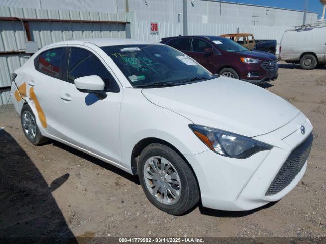  Salvage Toyota Yaris
