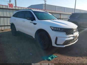 Salvage Kia Sorento