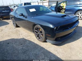  Salvage Dodge Challenger