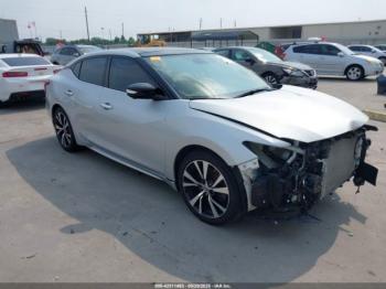  Salvage Nissan Maxima