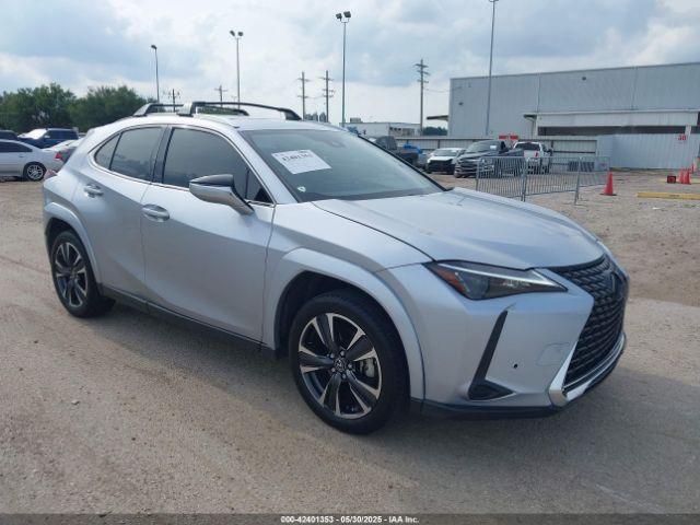  Salvage Lexus Ux