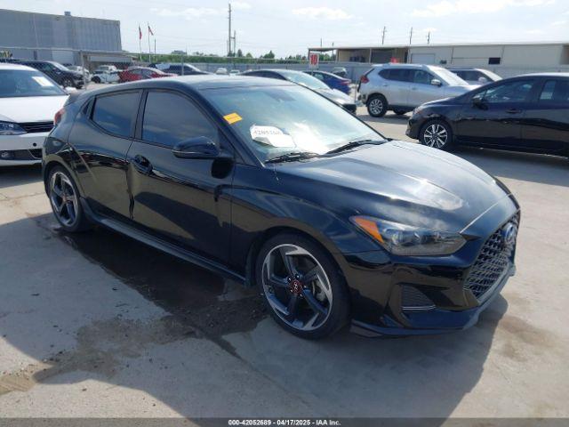  Salvage Hyundai VELOSTER