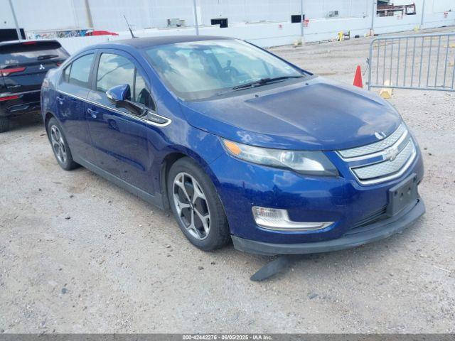  Salvage Chevrolet Volt