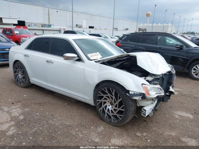  Salvage Chrysler 300