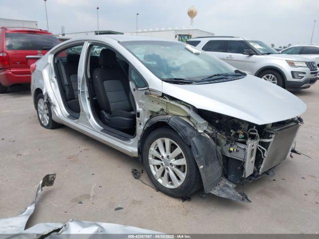  Salvage Kia Forte