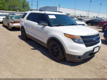  Salvage Ford Explorer