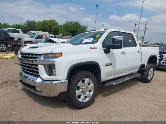  Salvage Chevrolet Silverado 2500