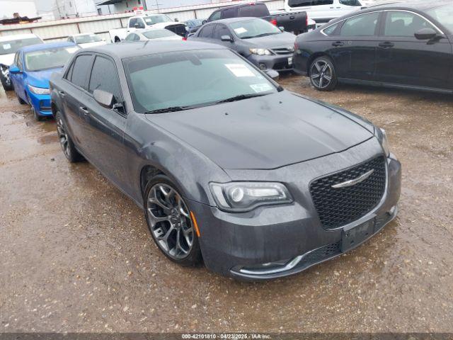 Salvage Chrysler 300