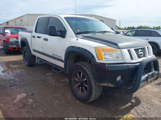  Salvage Nissan Titan