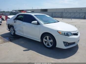  Salvage Toyota Camry